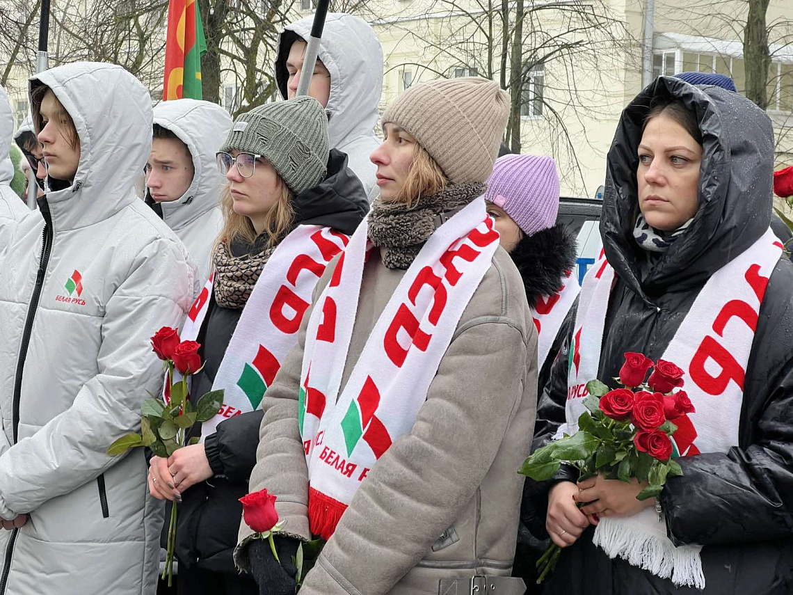 Ты болью в сердце отзываешься, Афган…